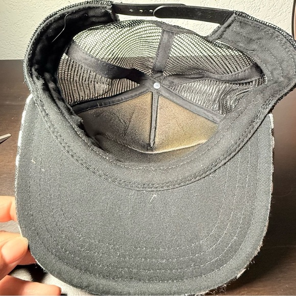 Vans Black and White Dot Pattern Cap - Picture 2 of 3